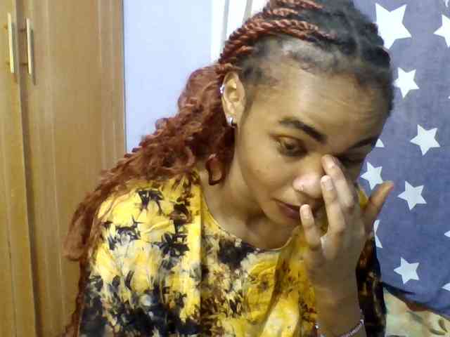 Prettie-brownskin Prettie-brownskin
