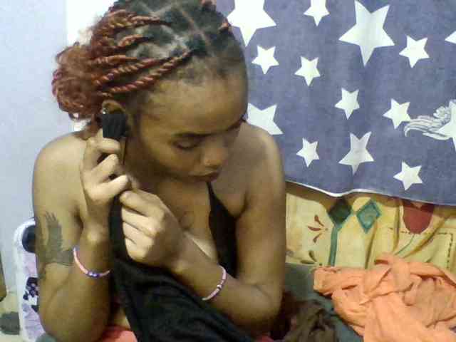 Prettie-brownskin Prettie-brownskin