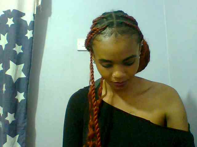 Prettie-brownskin webcam