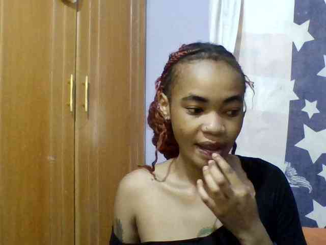 Prettie-brownskin Prettie-brownskin
