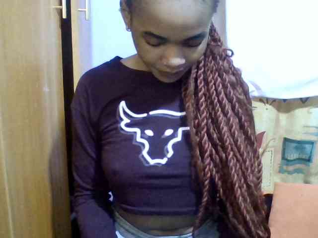 Prettie-brownskin Prettie-brownskin