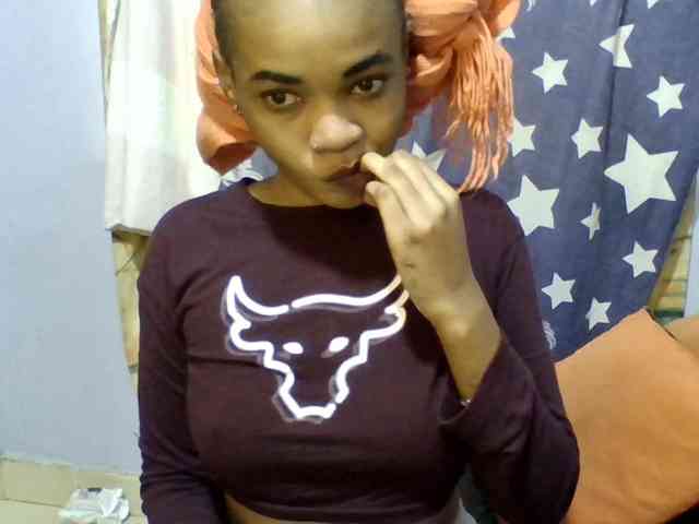Prettie-brownskin Prettie-brownskin