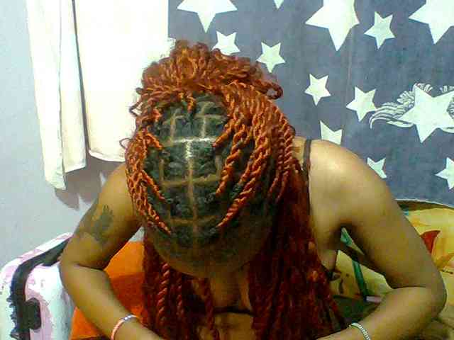 Prettie-brownskin webcam