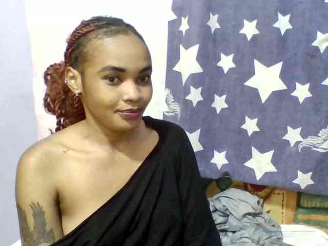 Prettie-brownskin Prettie-brownskin