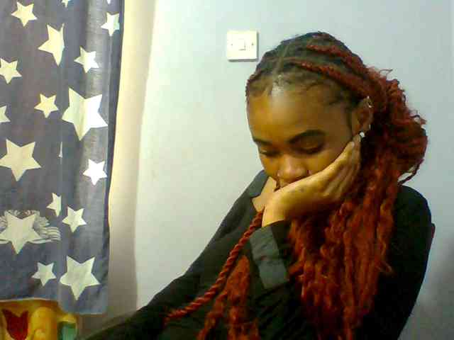 Prettie-brownskin webcam