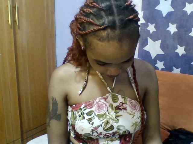 Prettie-brownskin Prettie-brownskin