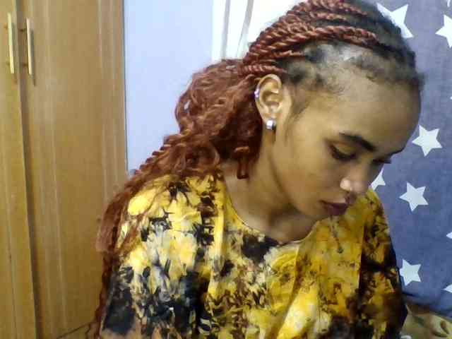 Prettie-brownskin Prettie-brownskin