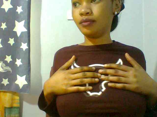 Prettie-brownskin Prettie-brownskin