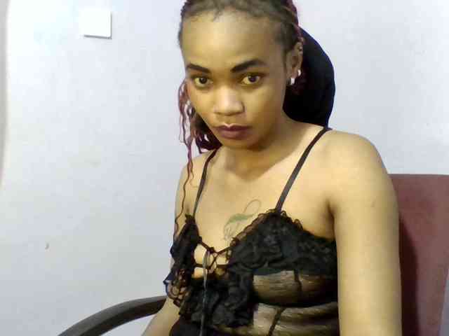Prettie-brownskin Prettie-brownskin