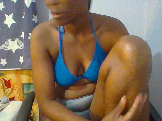 Sexie-babe live cam on BongaCams