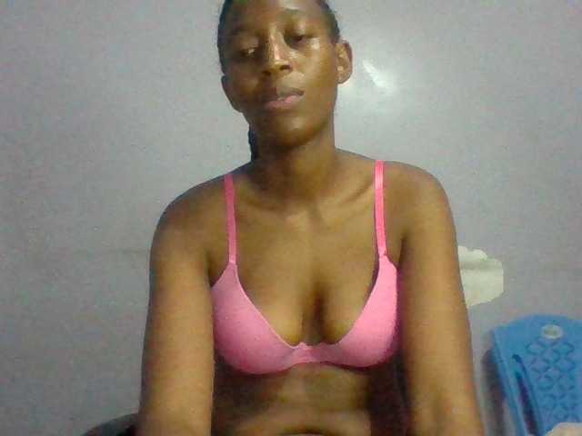 Sexie-babe live cam on BongaCams