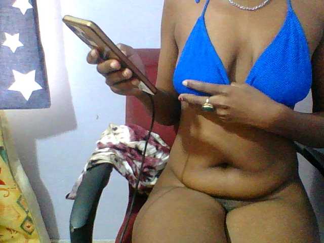 Sexie-babe live cam on BongaCams