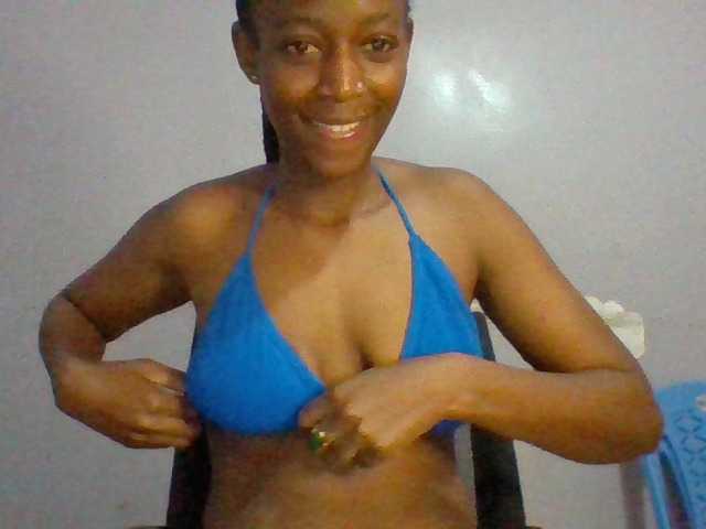 Sexie-babe live cam on BongaCams