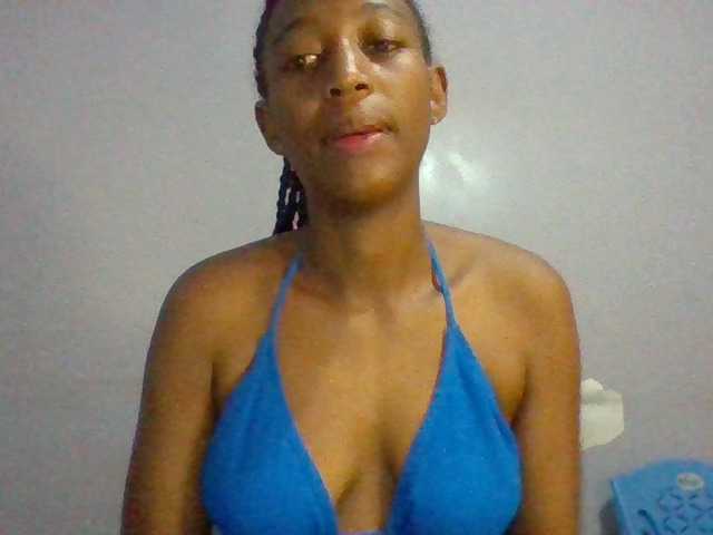 Sexie-babe live cam on BongaCams