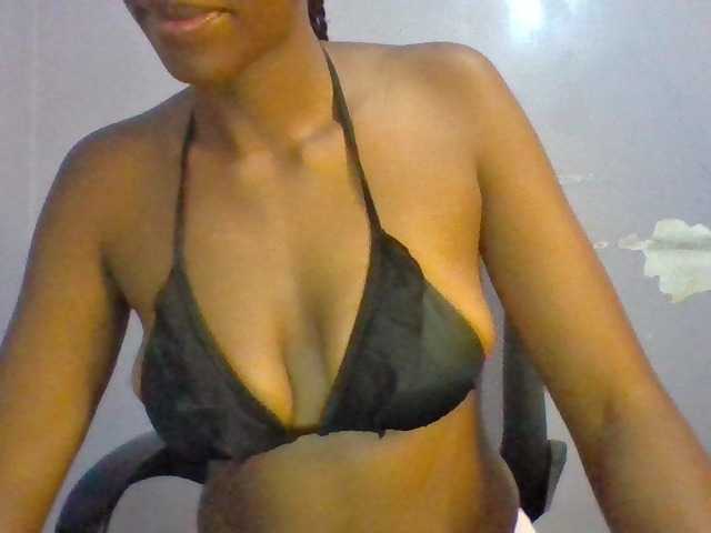 Sexie-babe live cam on BongaCams