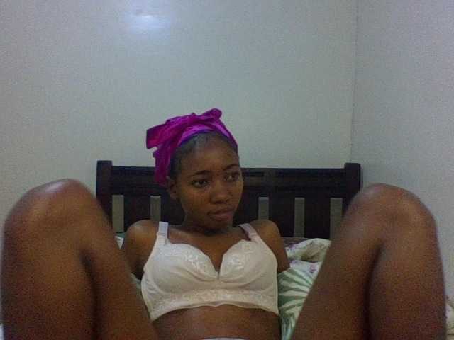 babybella20 live cam on BongaCams