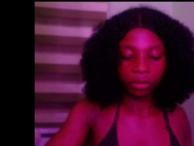 Hornyxbum live cam on BongaCams