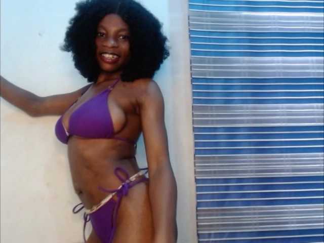 Hornyxbum live cam on BongaCams