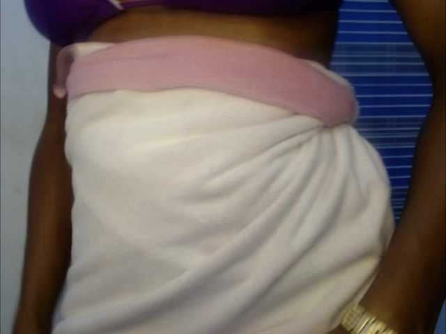 Hornyxbum live cam on BongaCams