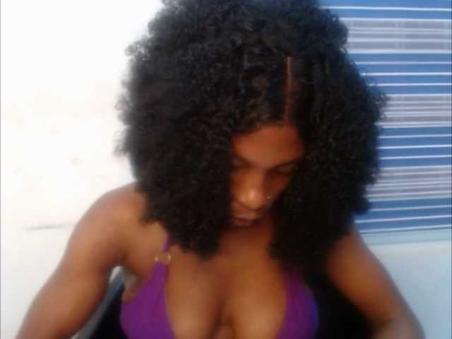 Hornyxbum live cam on BongaCams