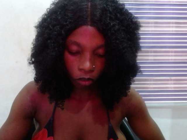 Hornyxbum live cam on BongaCams