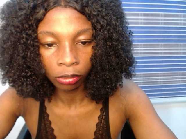 Hornyxbum live cam on BongaCams