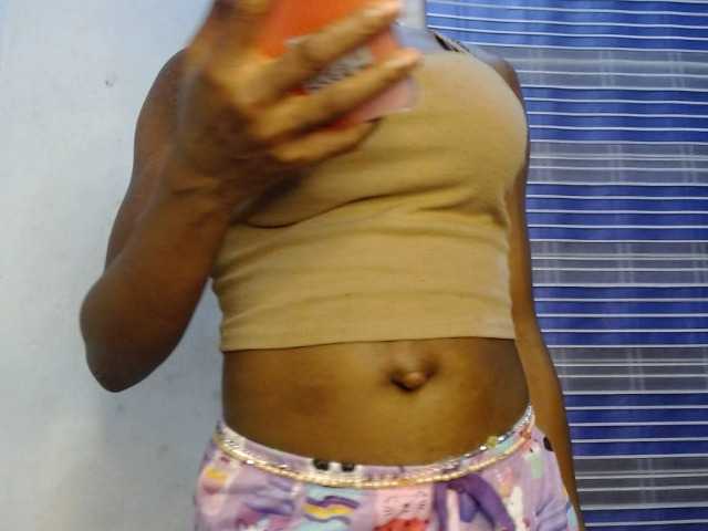 Hornyxbum live cam on BongaCams