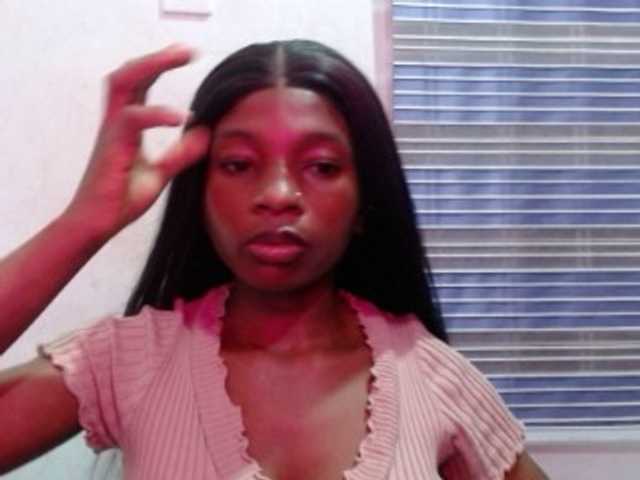 Chat with Hornyxbum live cam