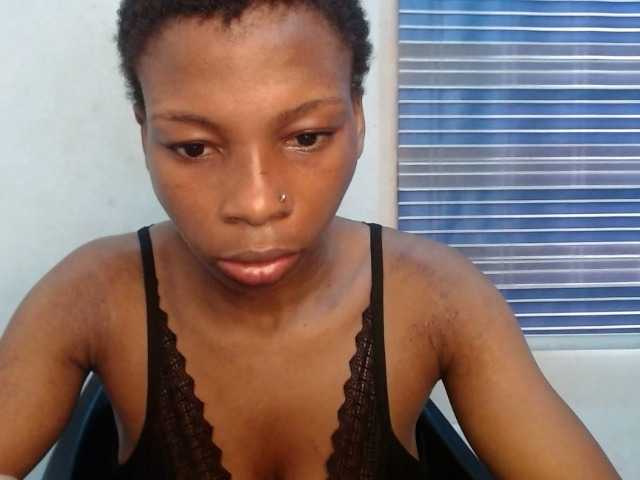 Hornyxbum live cam on BongaCams