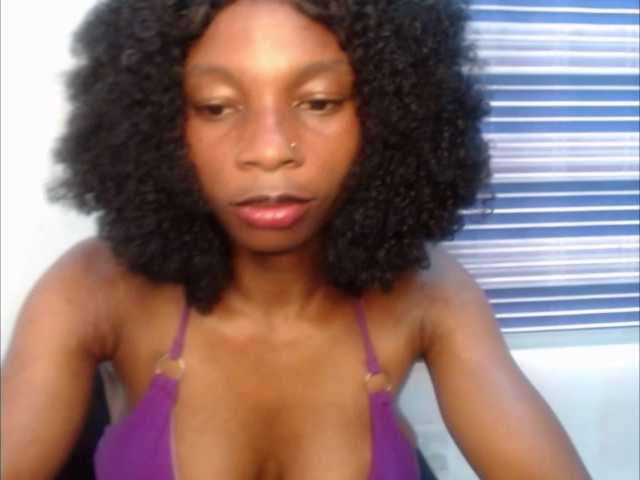 Hornyxbum live cam on BongaCams