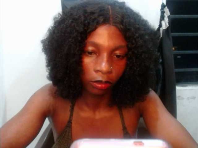 Hornyxbum live cam on BongaCams