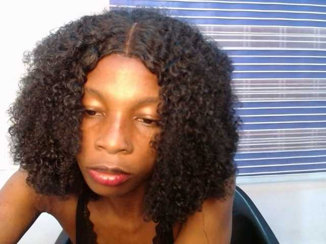 Hornyxbum live cam on BongaCams