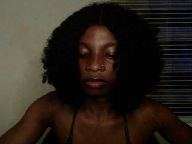 Hornyxbum live cam on BongaCams