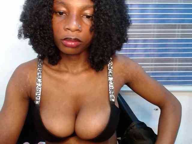Hornyxbum webcam