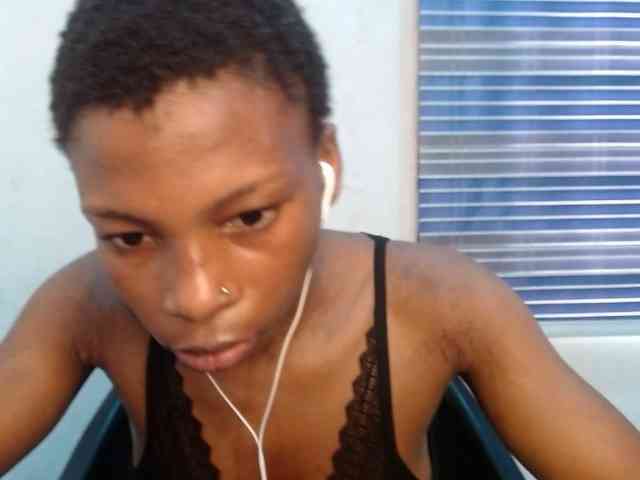 Hornyxbum webcam
