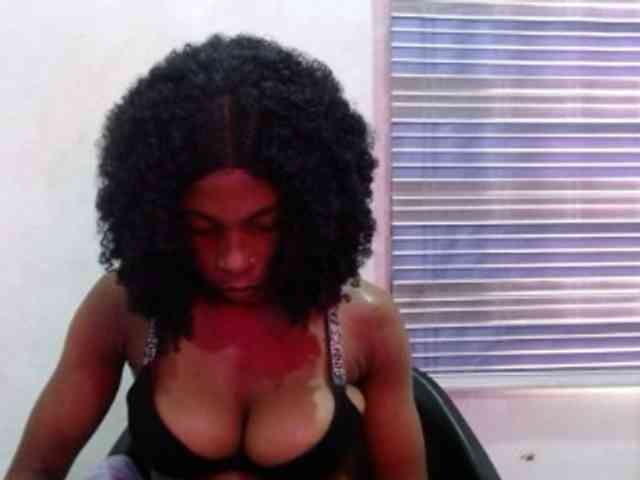 Hornyxbum webcam
