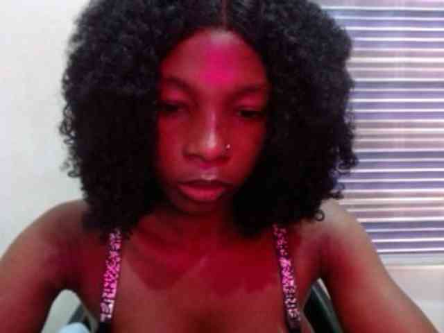 Hornyxbum webcam