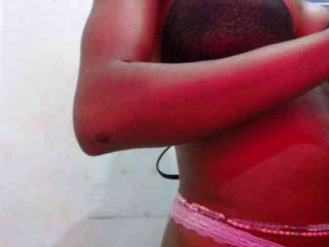 Hornyxbum webcam