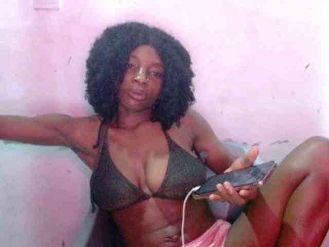 Hornyxbum webcam