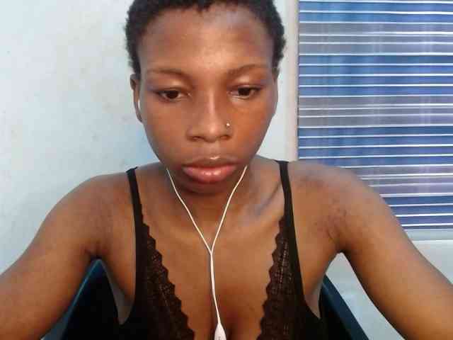 Hornyxbum webcam