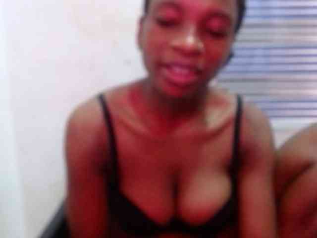 Hornyxbum webcam