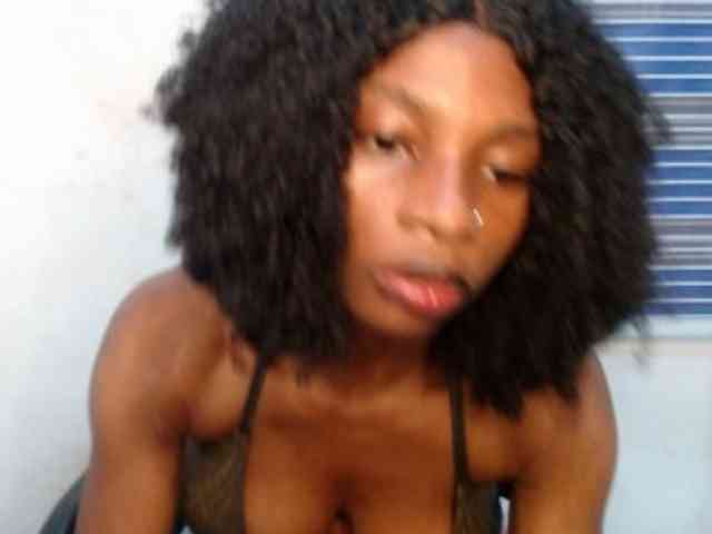 Hornyxbum webcam