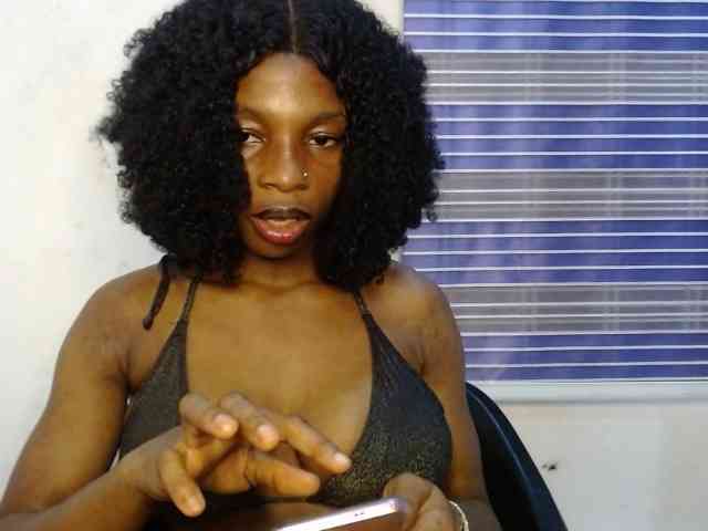 Hornyxbum webcam
