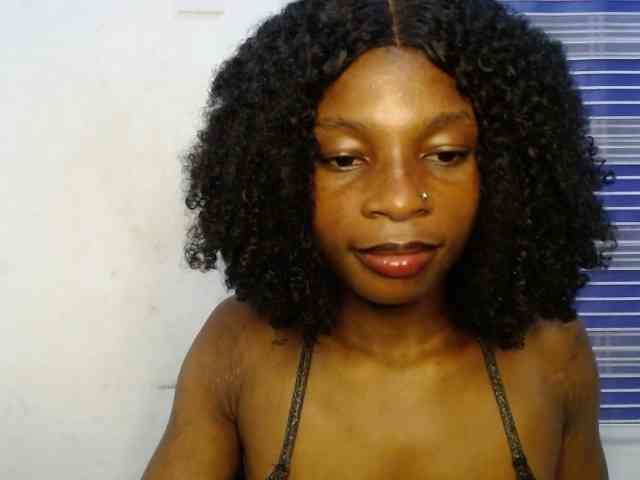 Hornyxbum webcam