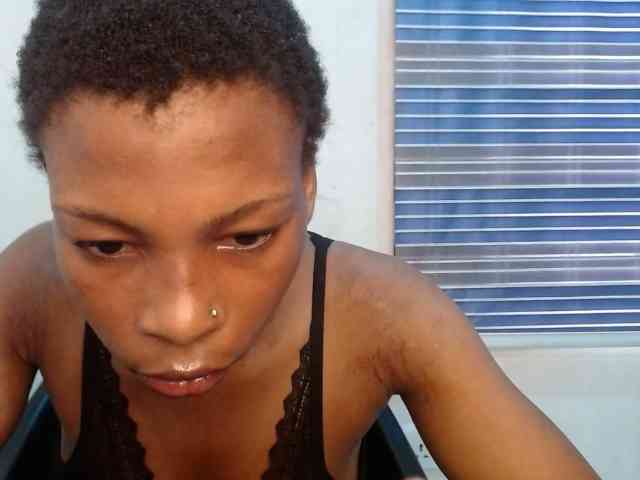 Hornyxbum webcam