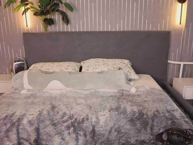 MaryHolland live cam on BongaCams