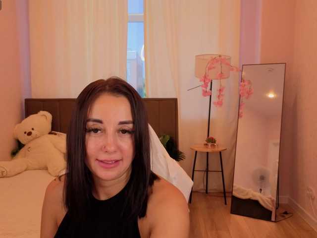 MaryHolland live cam on BongaCams