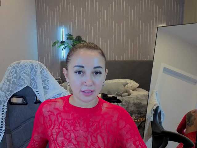 MaryHolland live cam on BongaCams