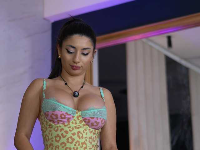 ChloeSinn live cam on BongaCams