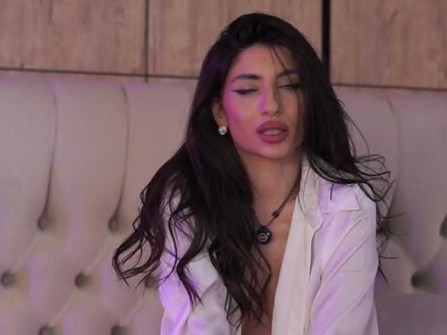 ChloeSinn live cam on BongaCams